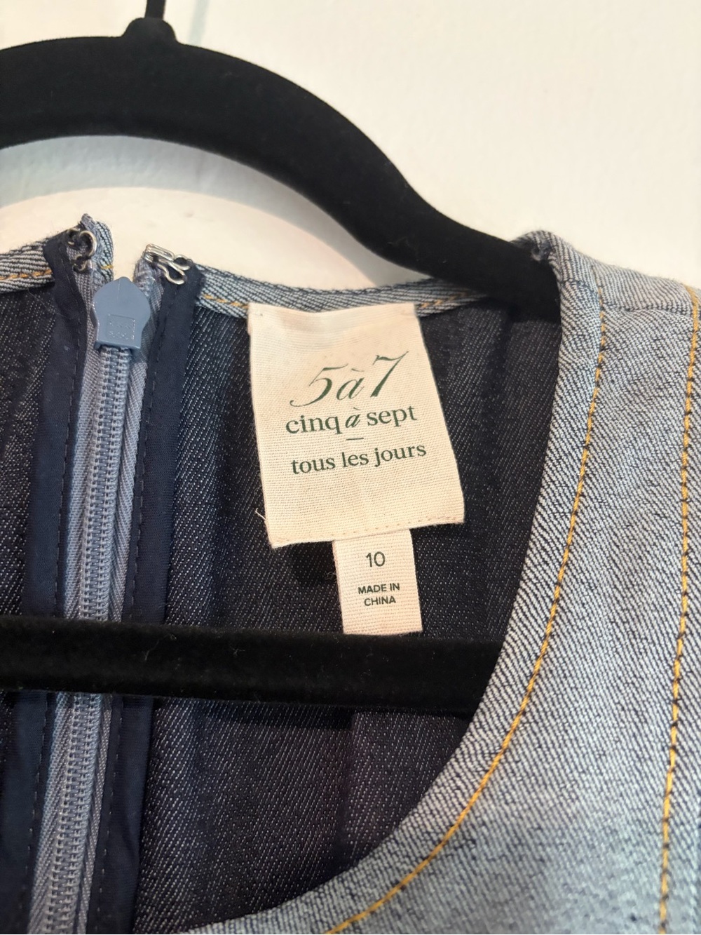 Cinq a sept Margaret Denim midi Dress size 10 NWOT - Picture 4 of 6